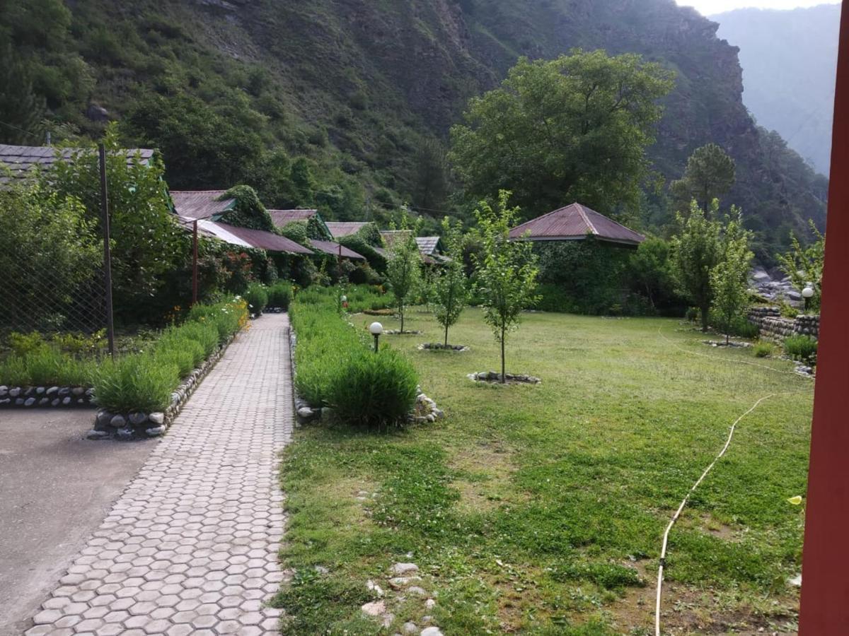 The Mother'S Riverfront Hotel Gushaini Exterior photo